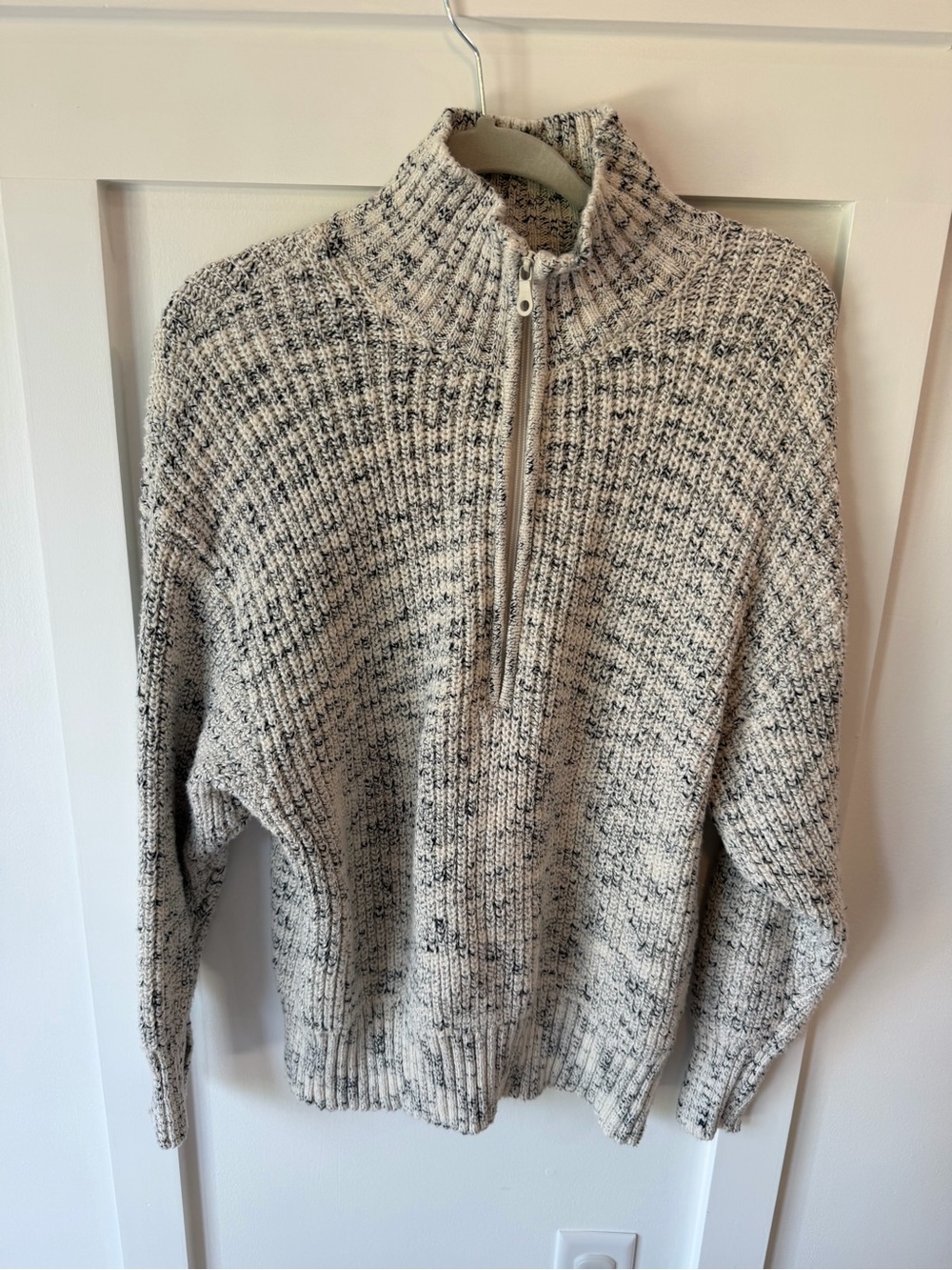 aerie Marled Cream and Black Half-Zip Sweater